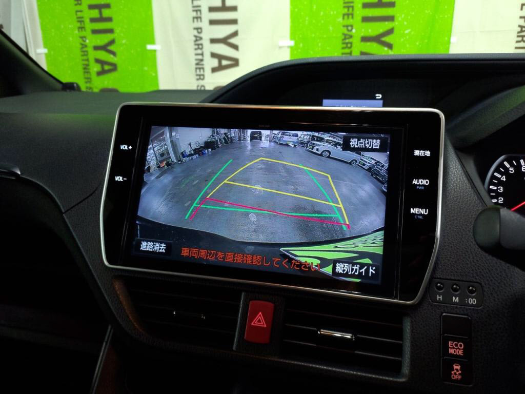 ヴォクシーＶの写真 18