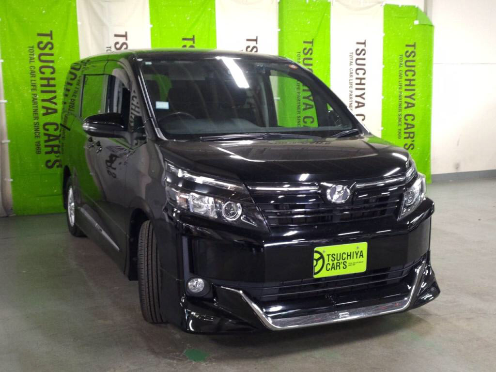 ヴォクシーＶの写真 9