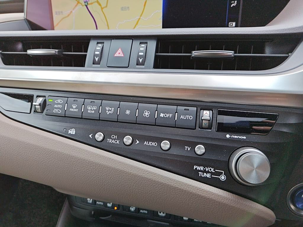 ＥＳＥＳ３００ｈの写真 16