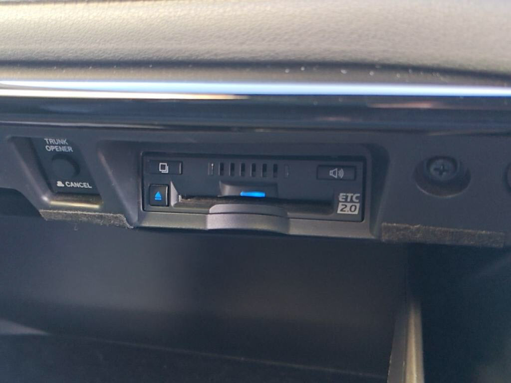 クラウンハイブリッドＳスポーツスタイルの写真 16