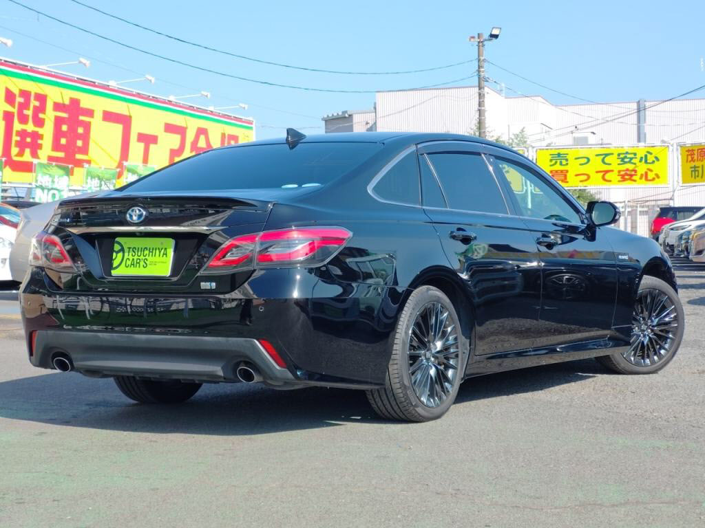 クラウンハイブリッドＳスポーツスタイルの写真 2