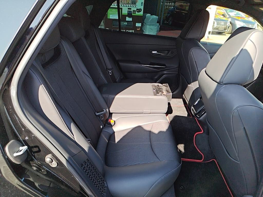 クラウンハイブリッドＳスポーツスタイルの写真 22