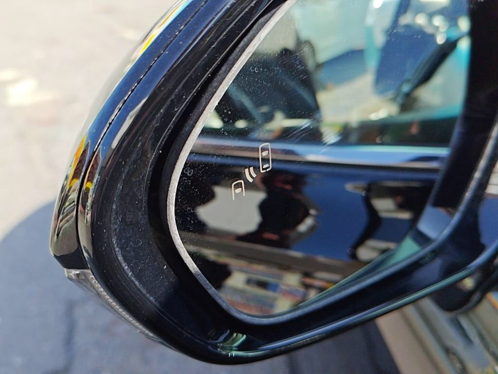 クラウンハイブリッドＳスポーツスタイルの写真 28