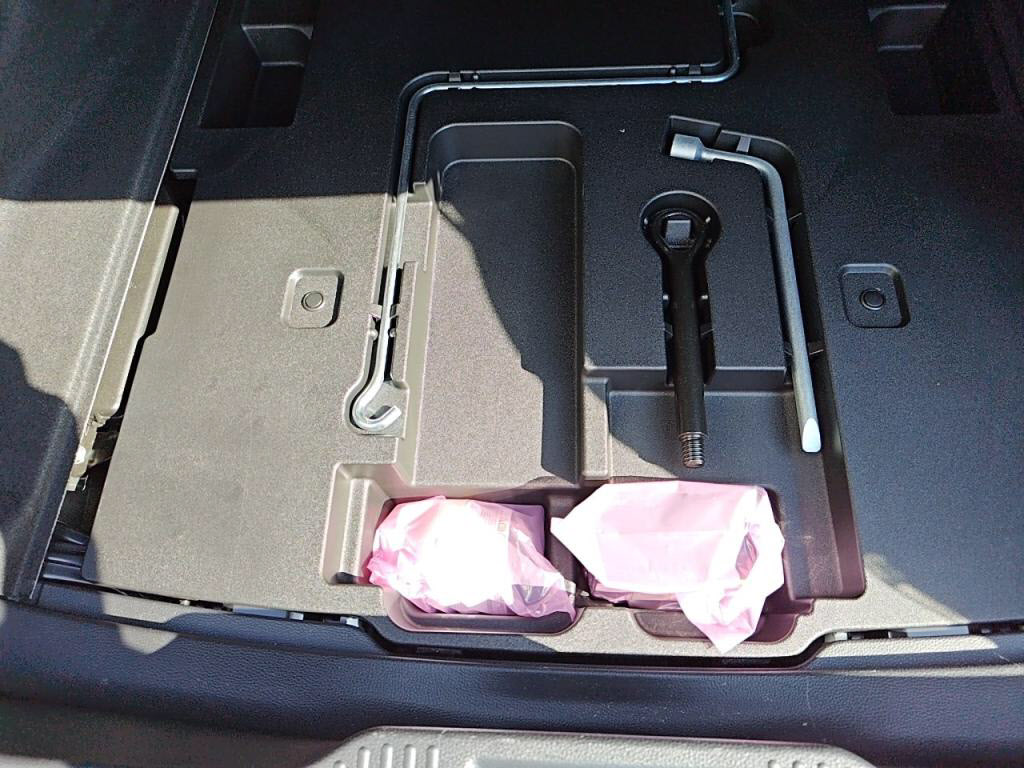 クラウンハイブリッドＳスポーツスタイルの写真 30