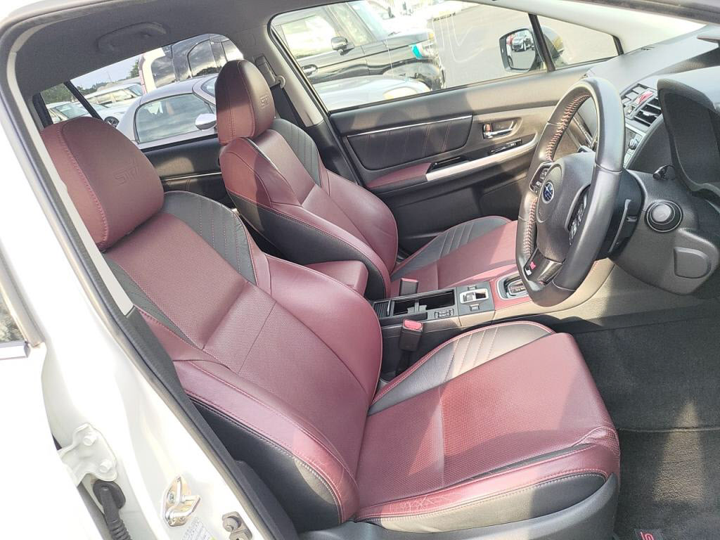 レヴォーグ１．６ＳＴＩスポーツアイサイトの写真 21