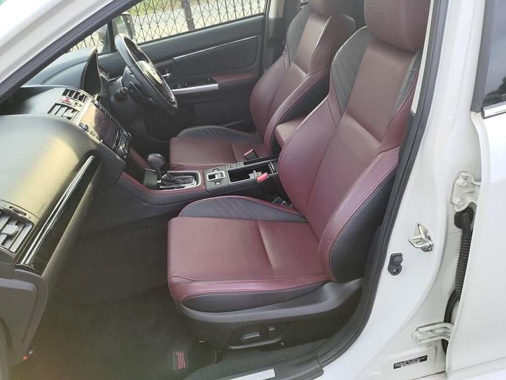 レヴォーグ１．６ＳＴＩスポーツアイサイトの写真 22