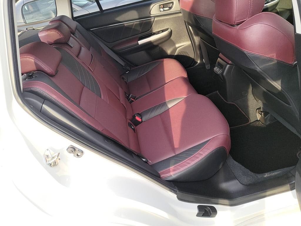 レヴォーグ１．６ＳＴＩスポーツアイサイトの写真 24