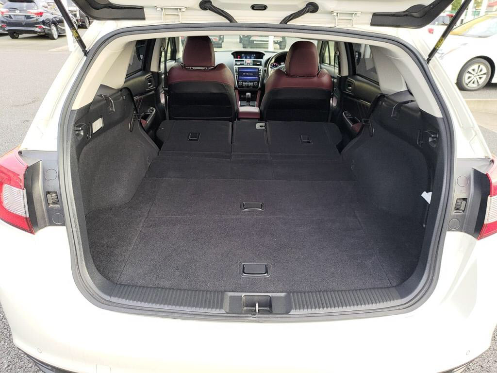 レヴォーグ１．６ＳＴＩスポーツアイサイトの写真 27