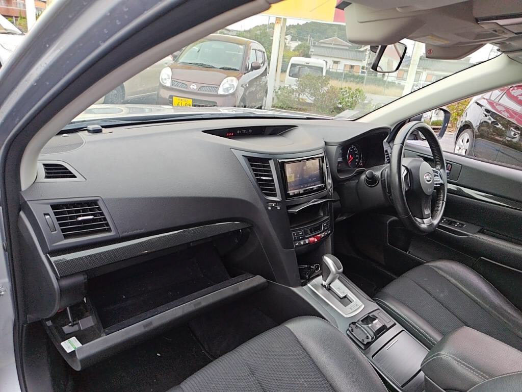 レガシィアウトバック２．５ｉ＿Ｂスポーツアイサイトの写真 22