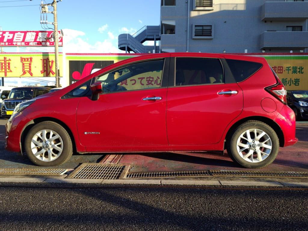 ノートｅパワーｅパワーＸの写真 11