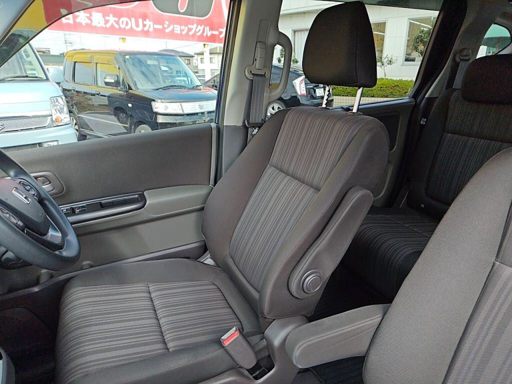 フリードハイブリッドハイブリッドＧホンダセンシングの写真 23