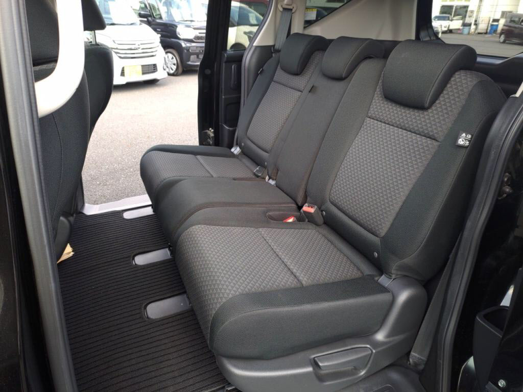 フリードプラスＧホンダセンシングの写真 20