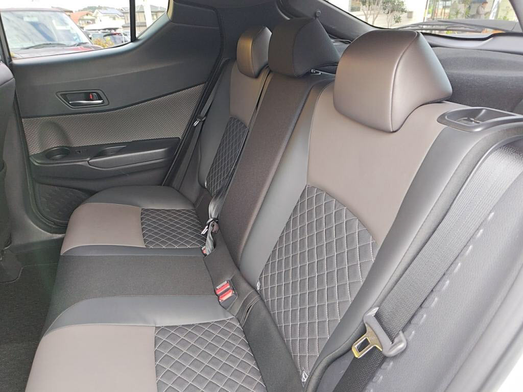 Ｃ－ＨＲハイブリッドＧの写真 24