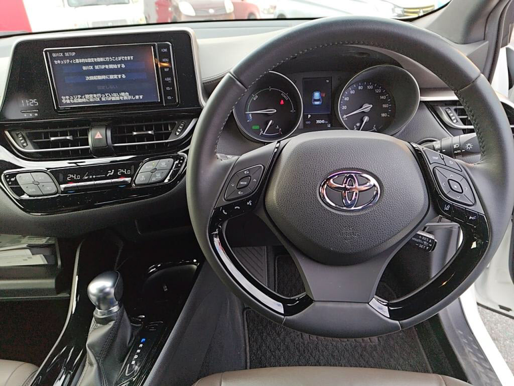 Ｃ－ＨＲハイブリッドＧの写真 3