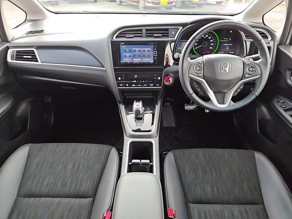 シャトルハイブリッドハイブリッドＸ・ホンダセンシングの写真 3
