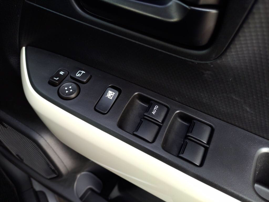 クロスビーハイブリッドＭＸの写真 15