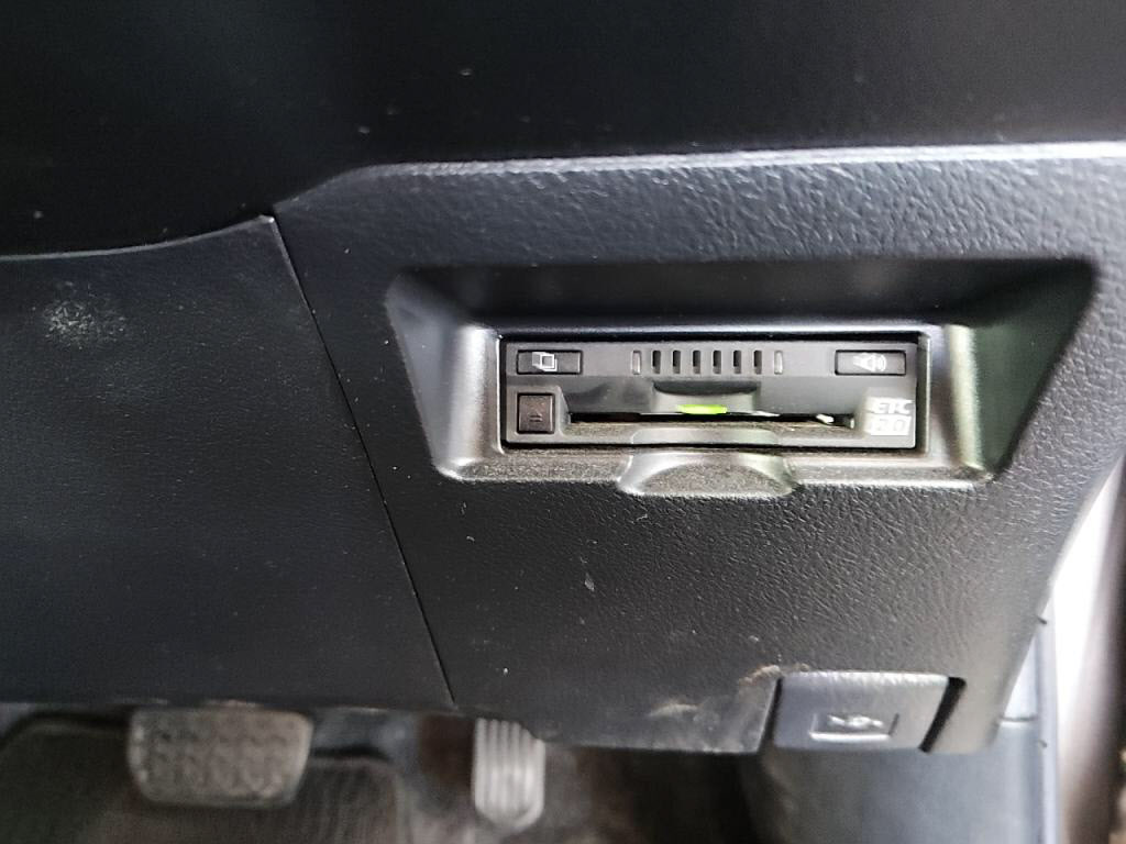 ヴィッツハイブリッドハイブリッドＵの写真 20