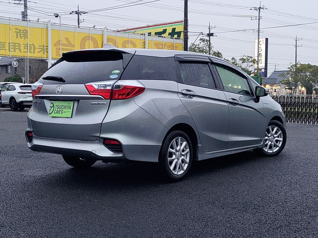 シャトルハイブリッドハイブリッドＸスタイルエディションの写真 2