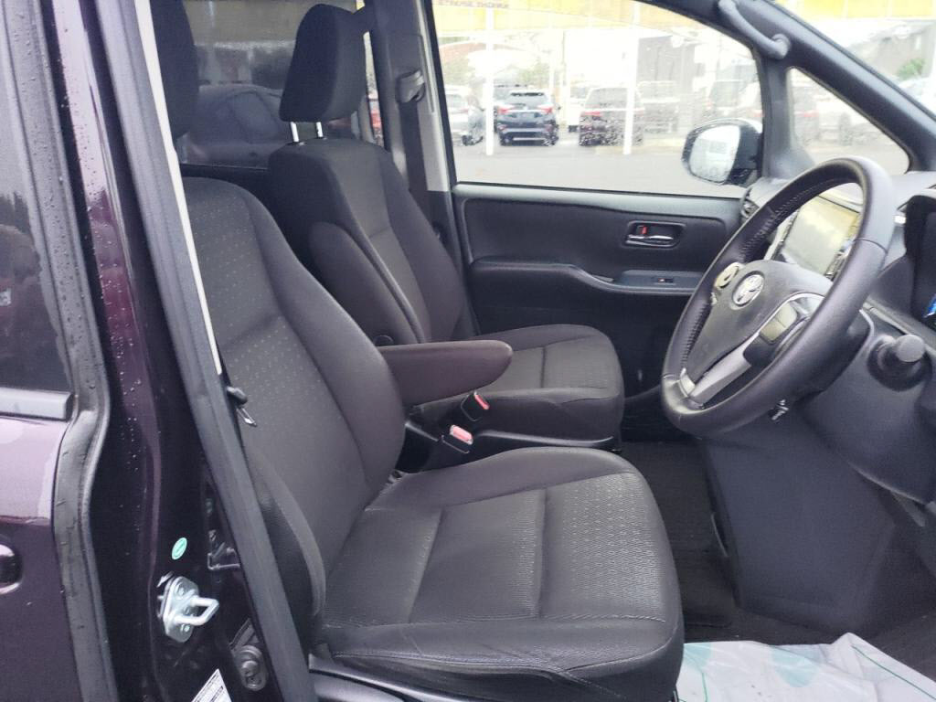 ノアハイブリッドハイブリッドＧの写真 21