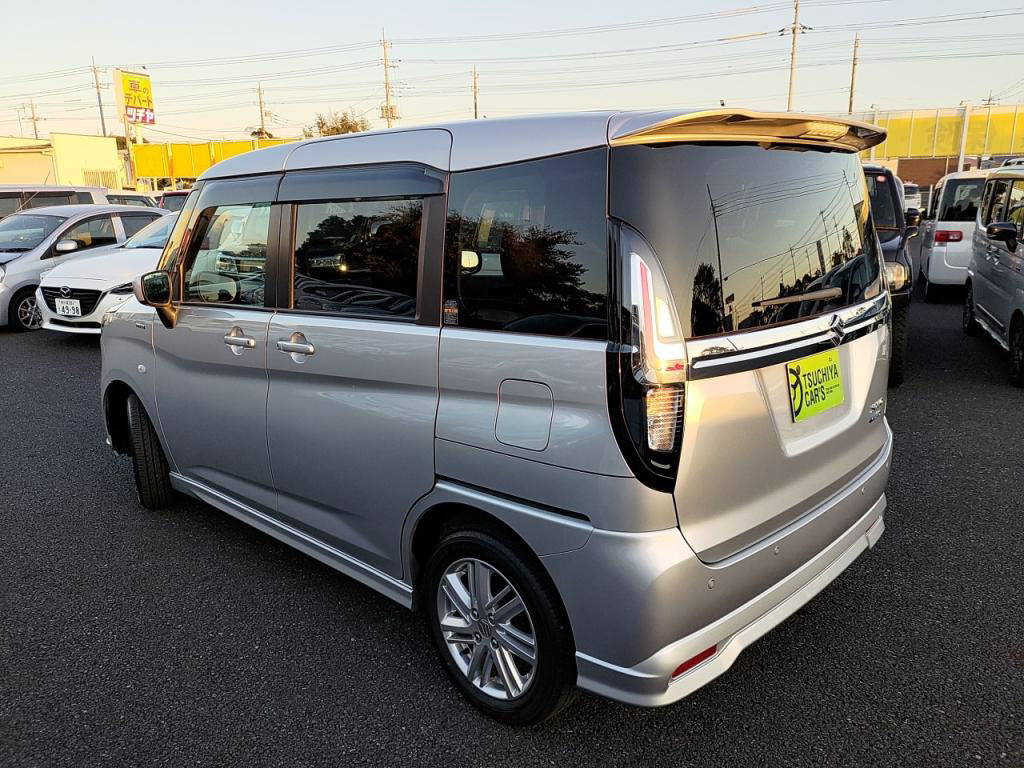 ソリオハイブリッドＭＸの写真 12