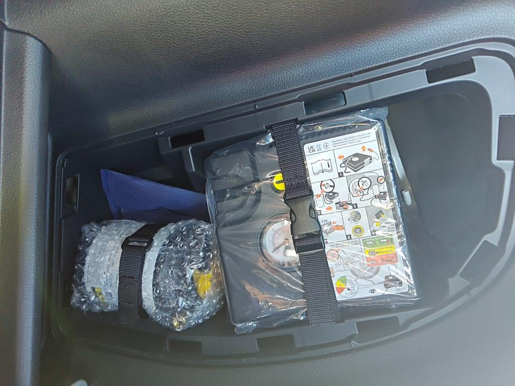 ヴェゼルハイブリッドｅＨＥＶ＿Ｚの写真 30