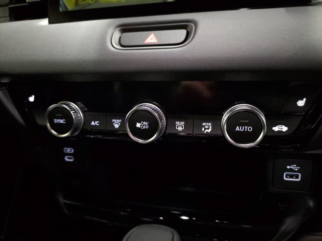 ヴェゼルハイブリッドｅＨＥＶ＿Ｚの写真 18