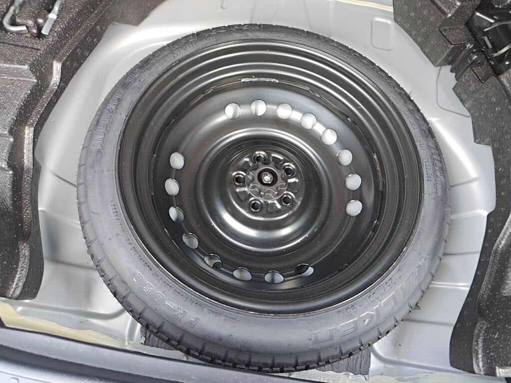 プリウスＡの写真 30