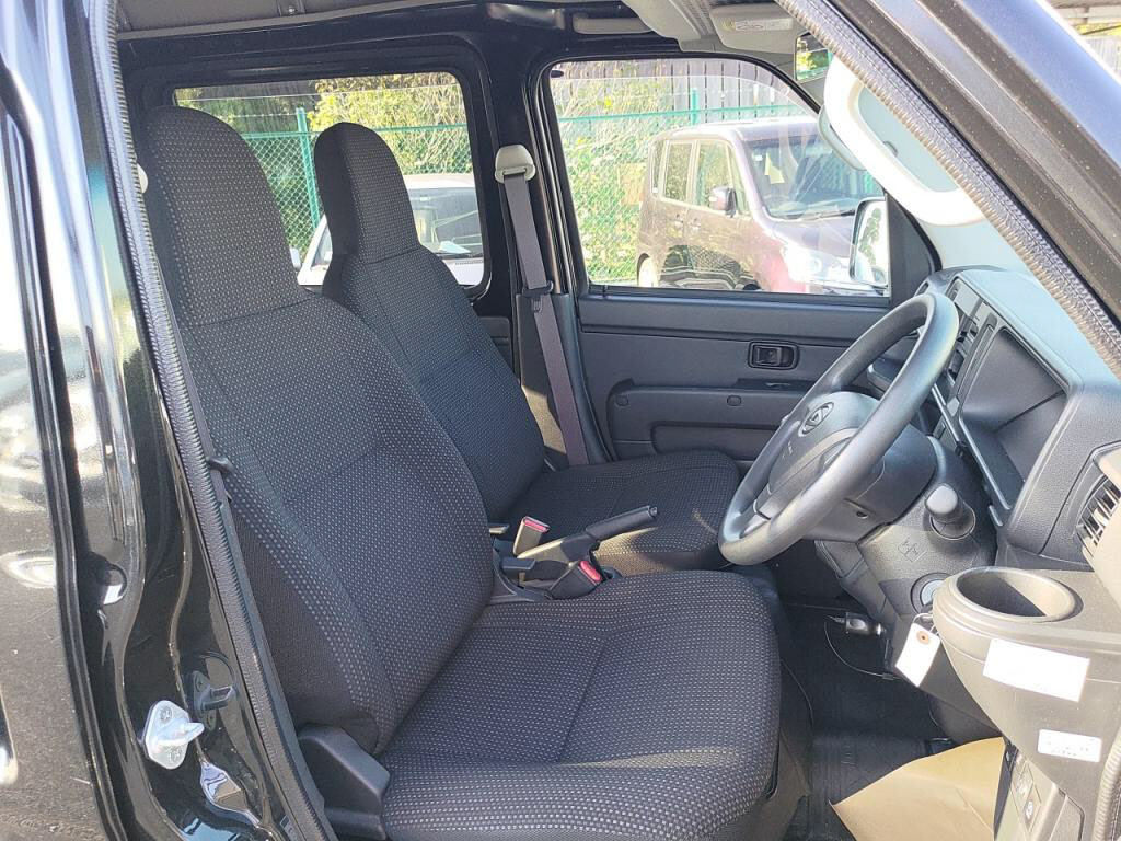 ハイゼットカーゴデラックスＳＡ３の写真 17