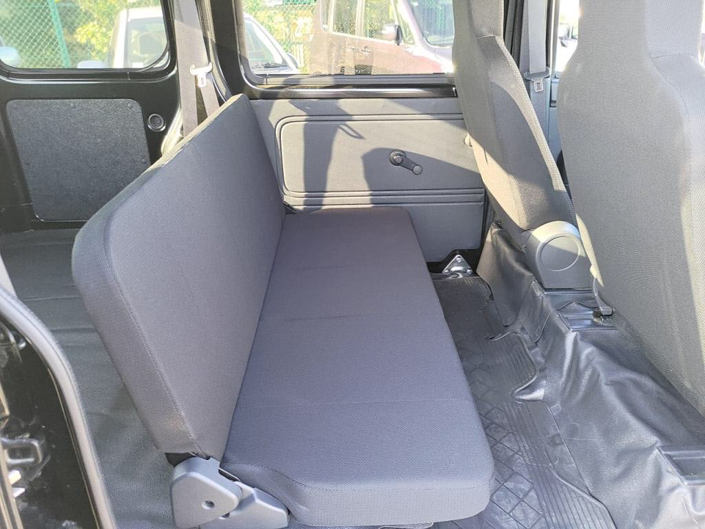 ハイゼットカーゴデラックスＳＡ３の写真 22