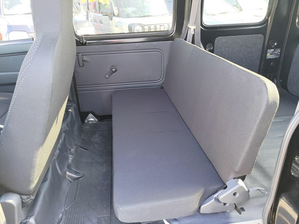 ハイゼットカーゴデラックスＳＡ３の写真 23