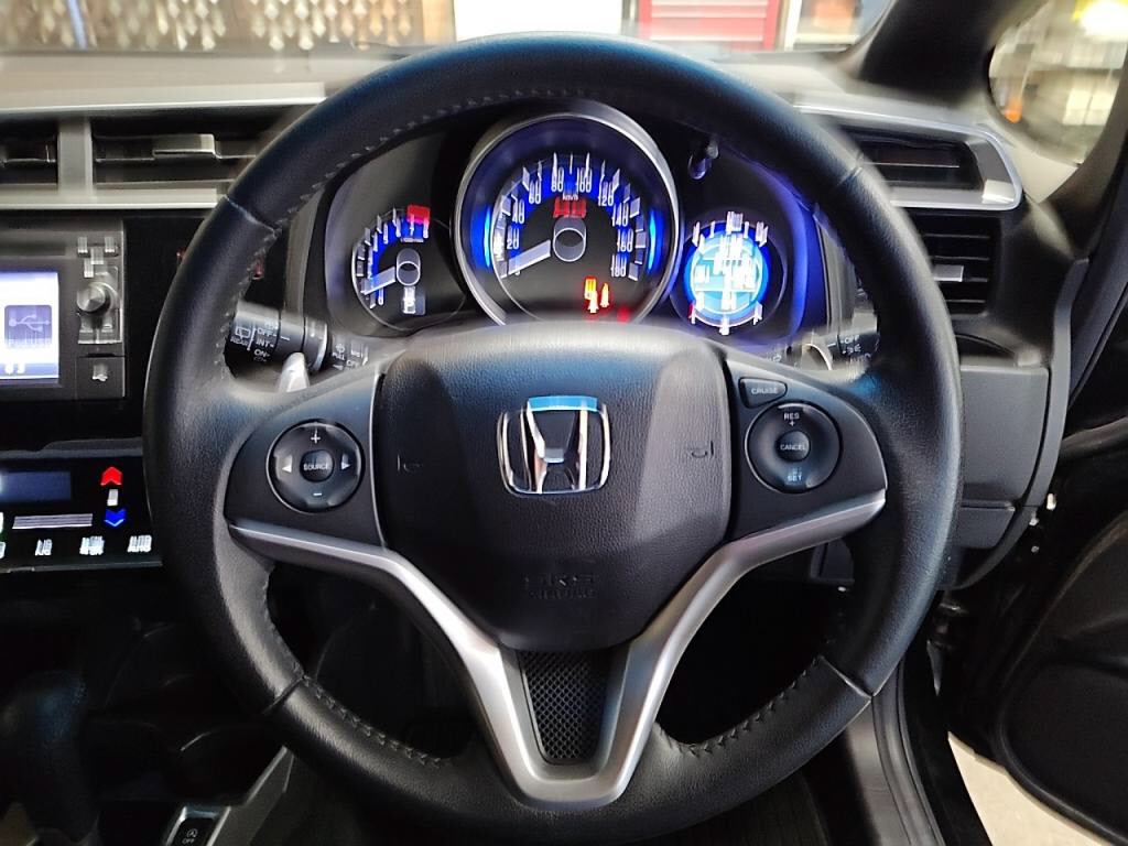 フィットＲＳの写真 10