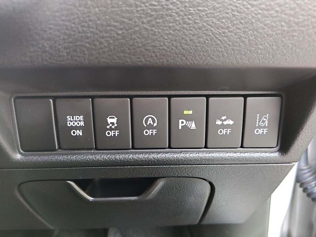 デリカＤ２カスタムカスタムハイブリッドＭＶの写真 14