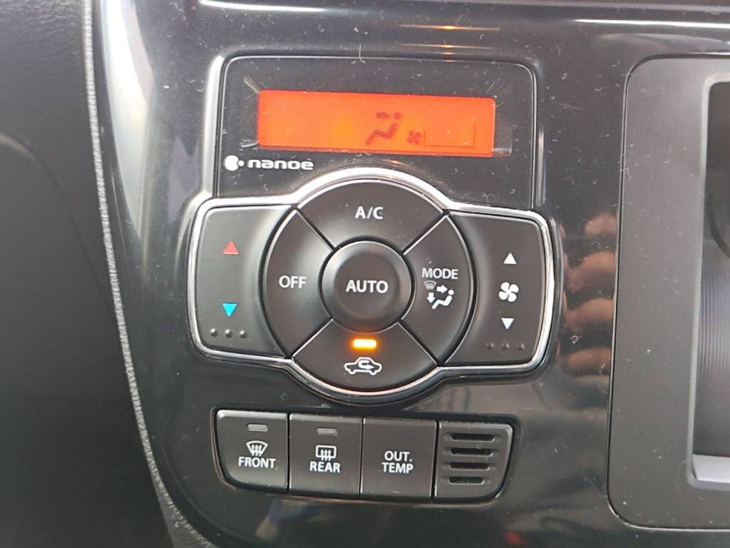 デリカＤ２カスタムカスタムハイブリッドＭＶの写真 20