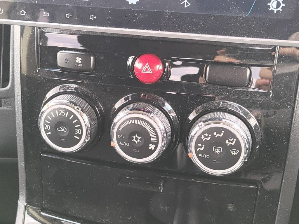 デリカＤ５４ＷＤローデストＧパワーパッケージの写真 14