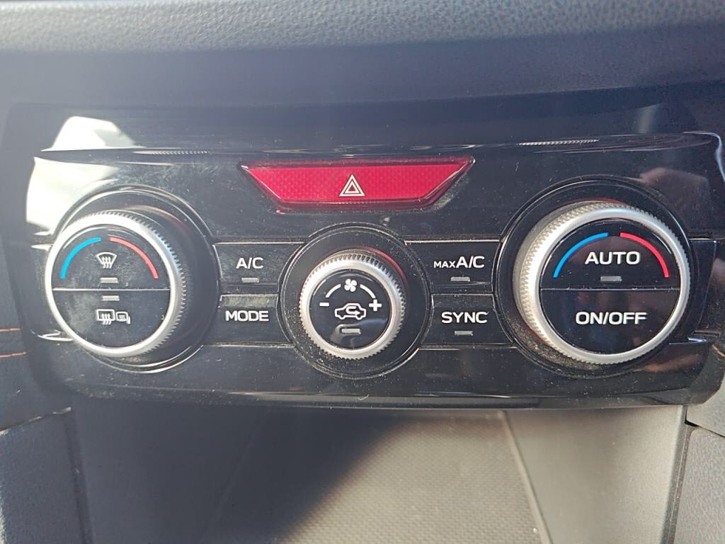 ＸＶハイブリッド２．０ｅ－Ｌアイサイトの写真 15