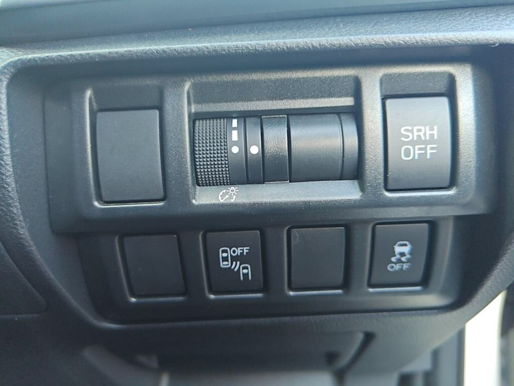 ＸＶハイブリッド２．０ｅ－Ｌアイサイトの写真 19