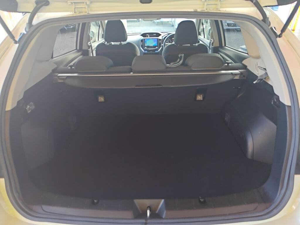 ＸＶハイブリッド２．０ｅ－Ｌアイサイトの写真 25