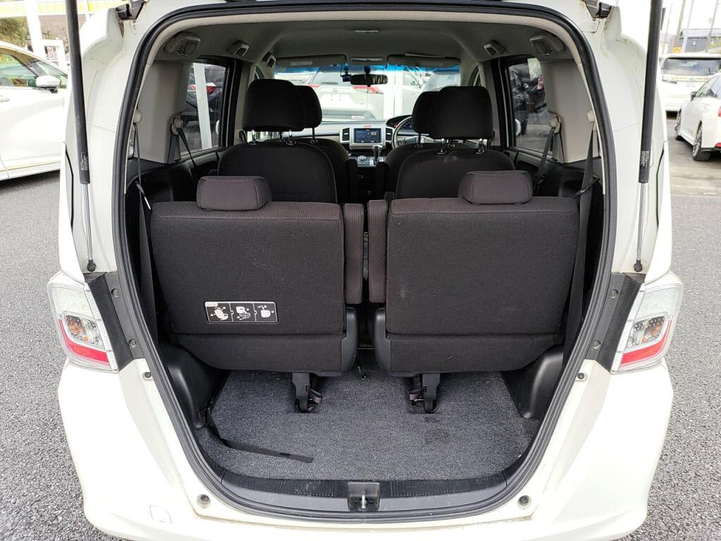 フリードＧジャストセレクションの写真 25