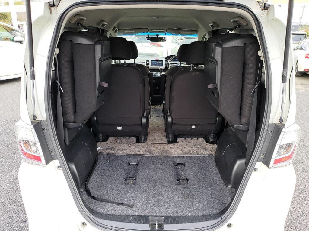 フリードＧジャストセレクションの写真 27