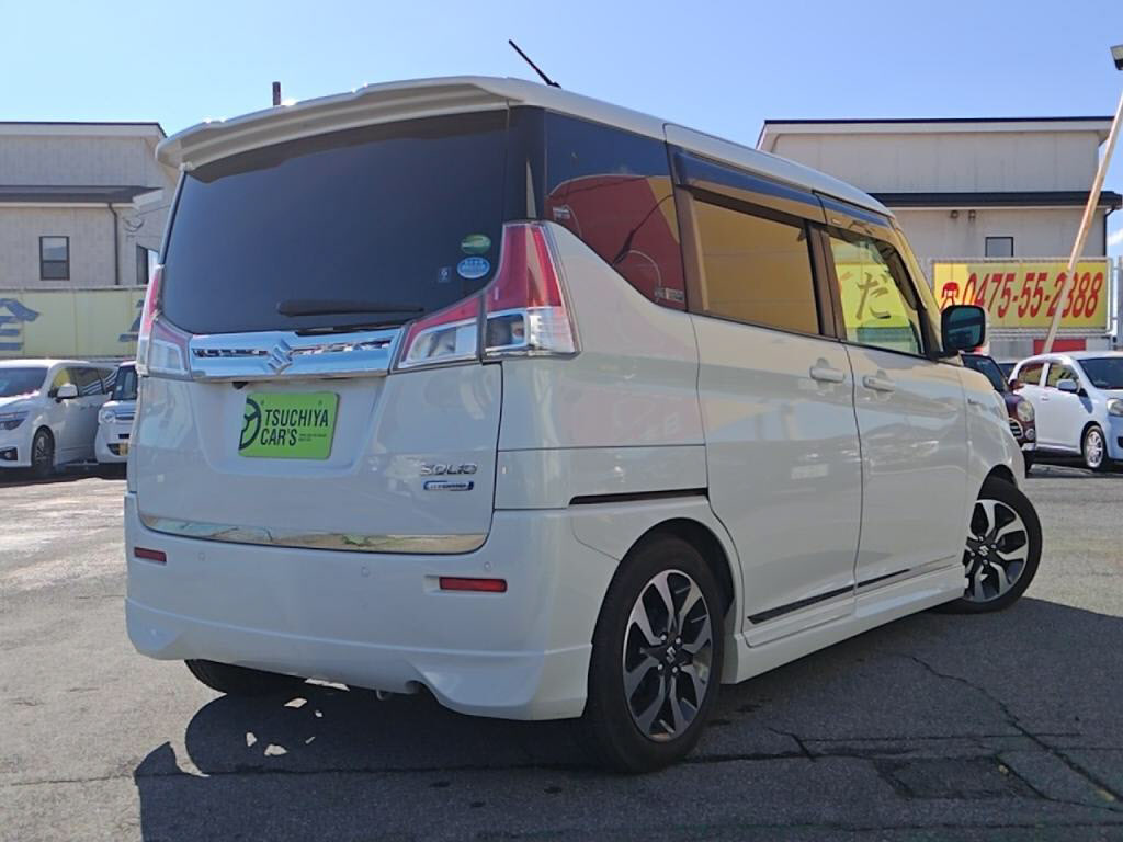 ソリオハイブリッドＭＺの写真 2