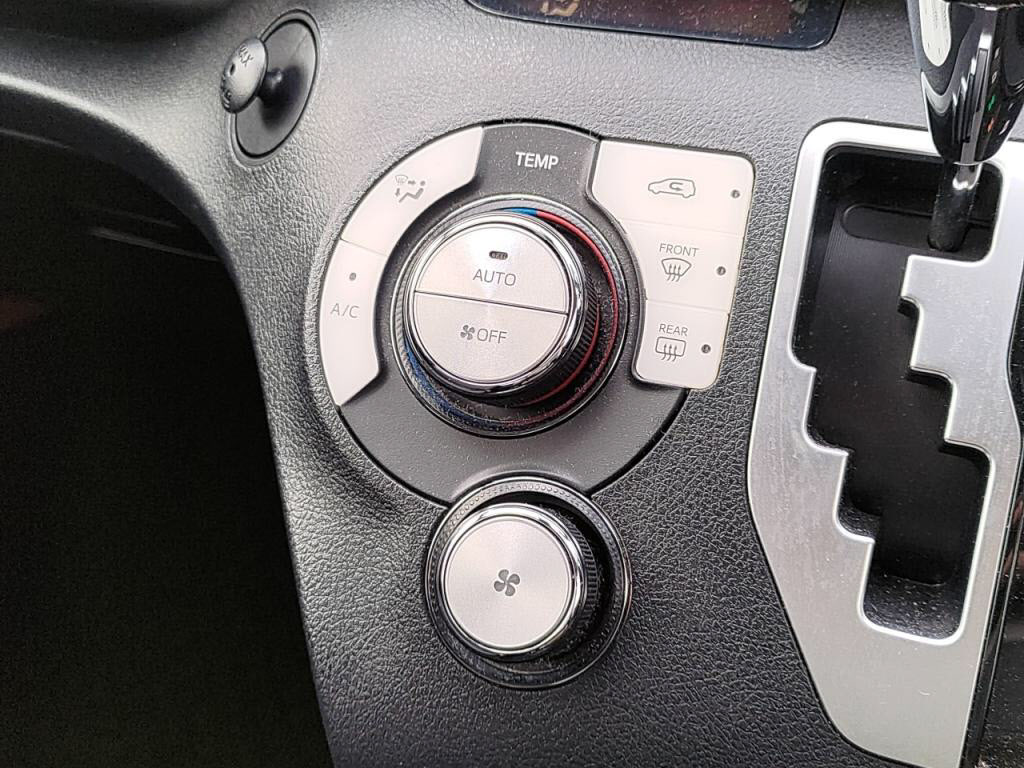 シエンタＧの写真 14