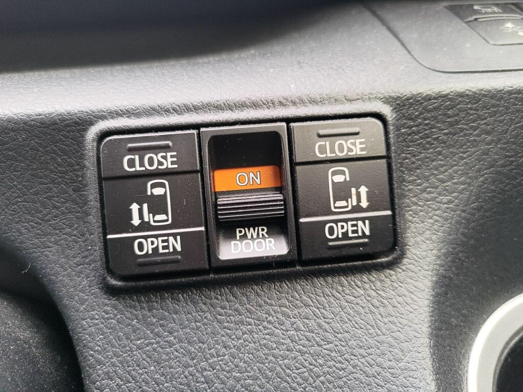 シエンタＧの写真 16