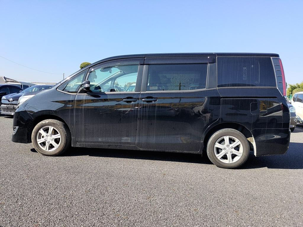 ノアＸの写真 12