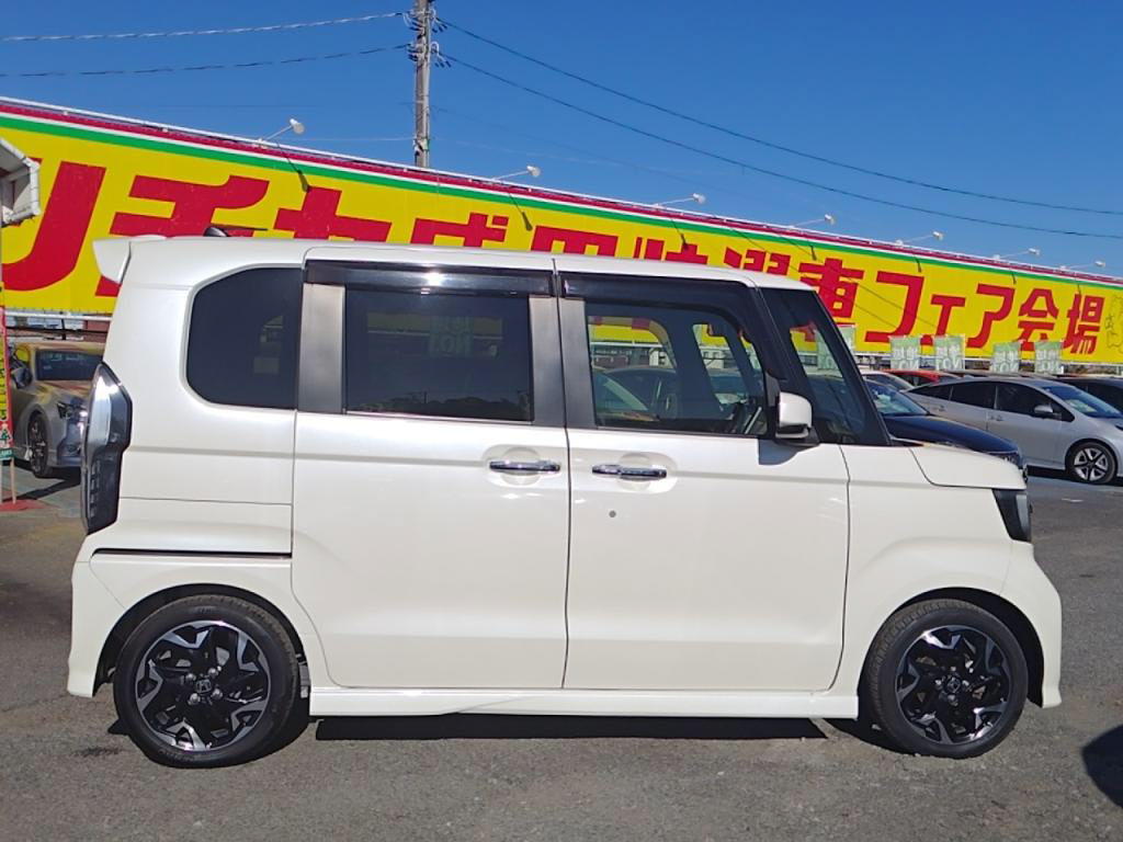 Ｎ＿ＢＯＸカスタムＧ・Ｌターボホンダセンシングの写真 11