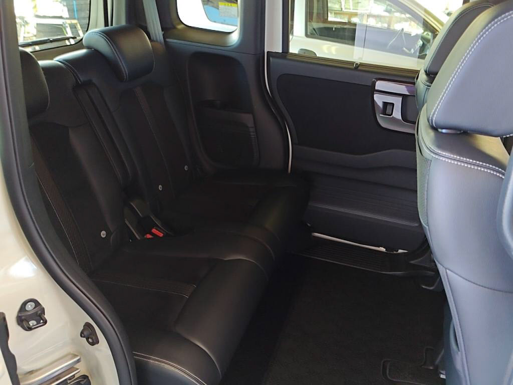 Ｎ＿ＢＯＸカスタムＧ・Ｌターボホンダセンシングの写真 22