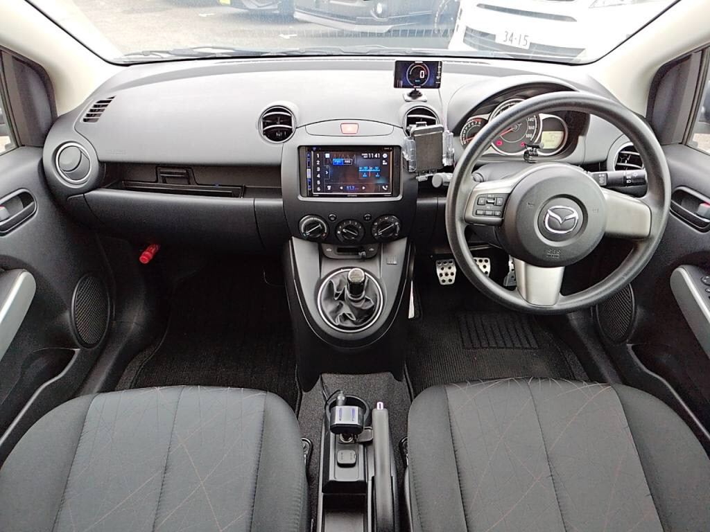 デミオ１３Ｃの写真 3