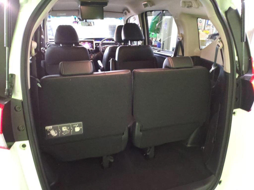 フリードモデューロＸモデューロＸホンダセンシングの写真 25