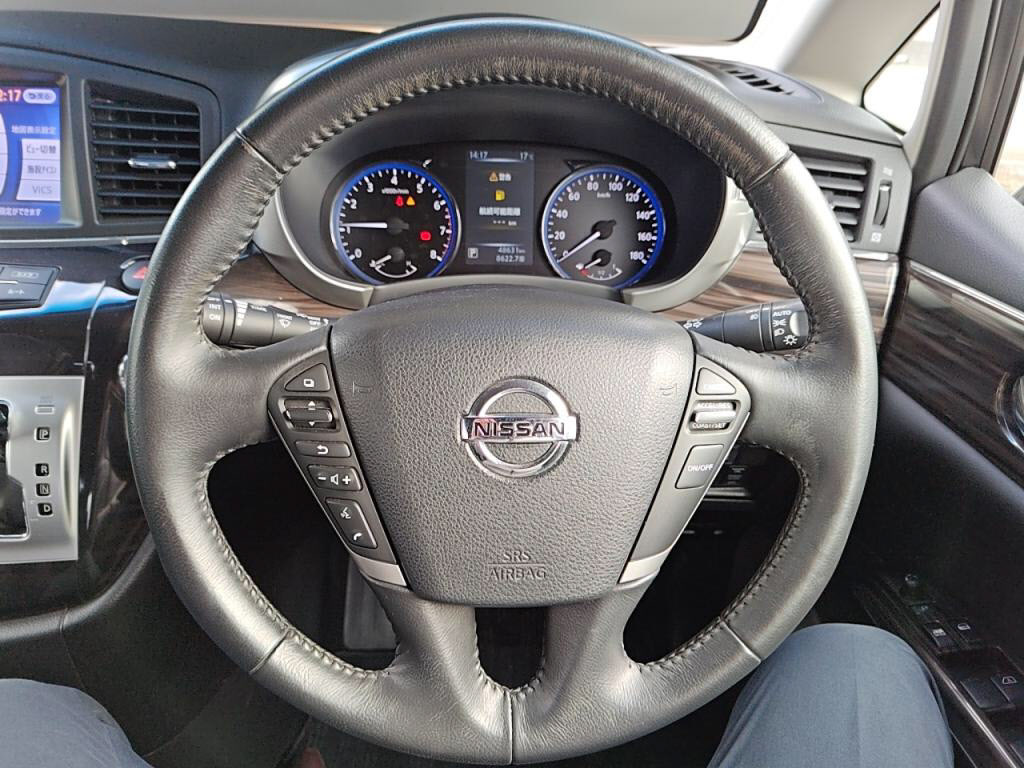 エルグランドハイウェイスターの写真 17