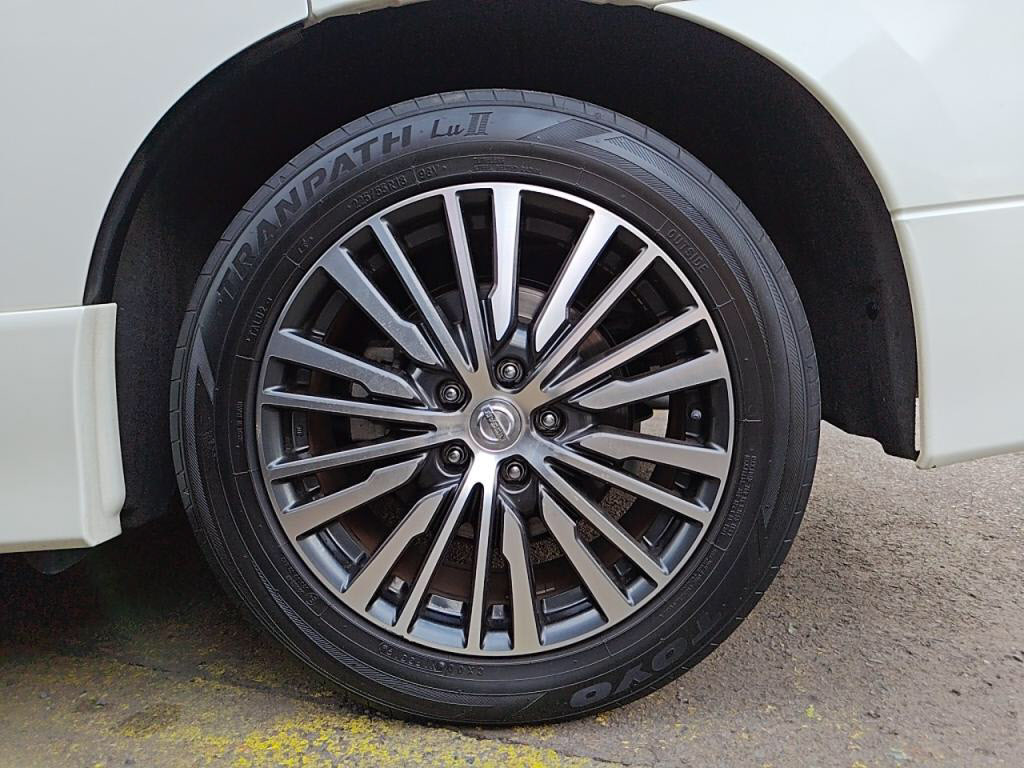 エルグランドハイウェイスターの写真 28