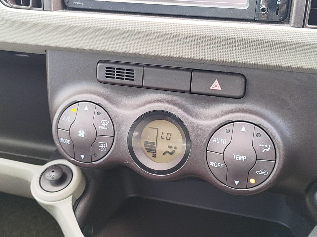 パッソプラスハナの写真 14